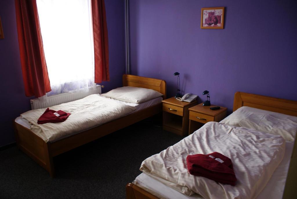 Pension Zlata Noha Bratislava Exterior photo